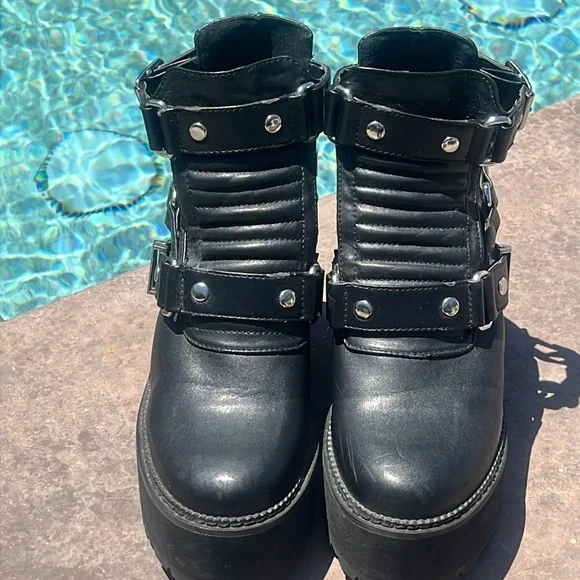 Killstar Electra Platform Cut Out Boots - Picture 15 of 16